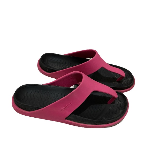 Native Shoes - Native 9 flip flop sandals pink black foam comfort slip on summer Womens thongs